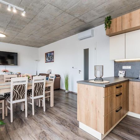 Apartament Perla Hradce 401 Hradec Králové Zewnętrze zdjęcie